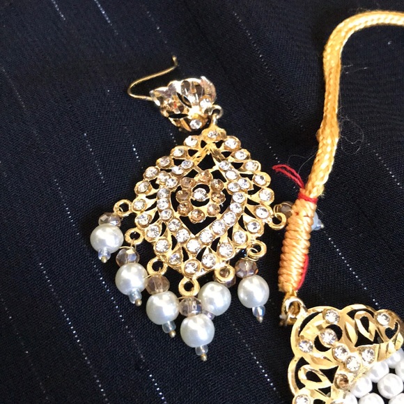 Pakistani/Indian Jewelry Set - Picture 3 of 6